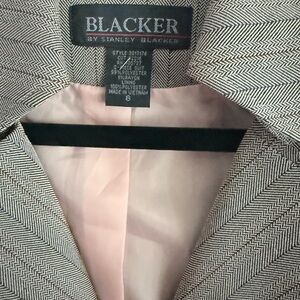 Blacker Women's Herringbone Blazer with Pink Lining